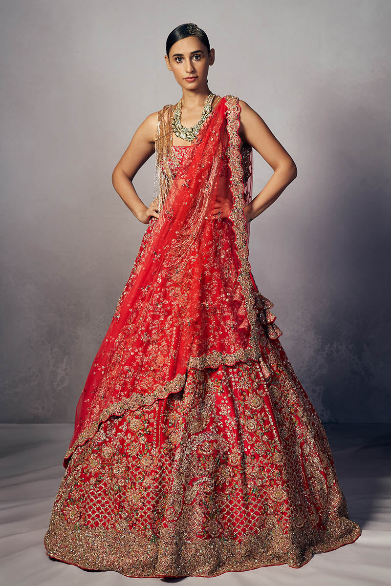 Bridal Lehengas for a Cozy Winter Wedding - Bold Outline : India's leading  Online Lifestyle, Fashion & Travel Magazine.
